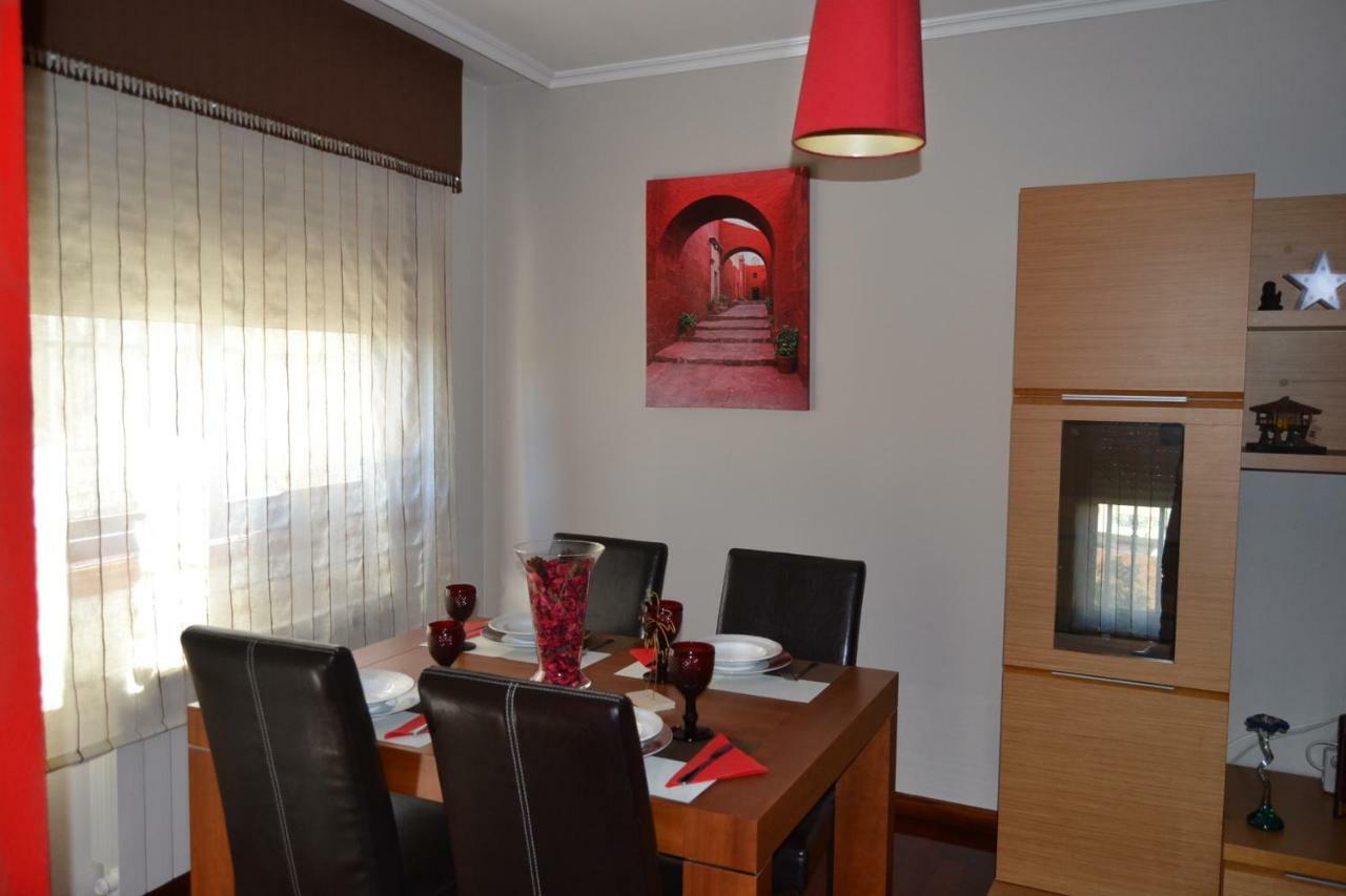 Apartamento Plaza Perillana Ponteareas Kültér fotó